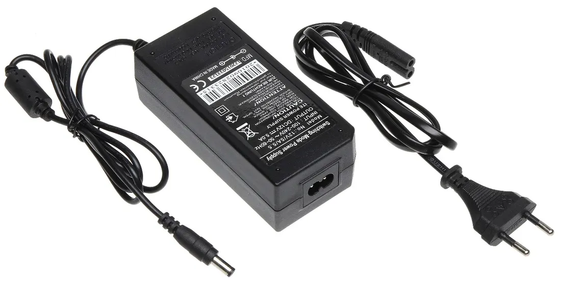 zasilacz-12v-5a-5-5