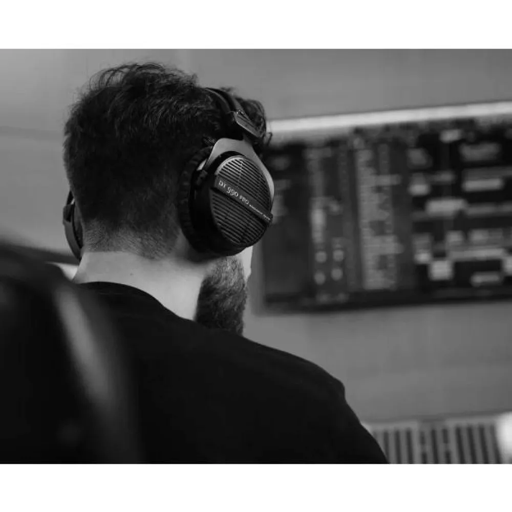beyerdynamic-dt-990-pro-250-ohm-black-le