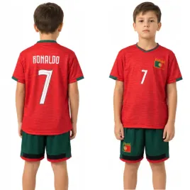 portugalia-ronaldo-7-stroj-pilkarski-dla-dziecka-komplet-sportowy-140-cm