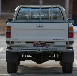 toyota-hilux-v-lampa-lewy-tyl-kompletna-1989-1997-austria