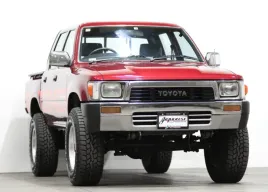 toyota-hilux-v-maska-pokrywa-silnika-1989-1997-austria