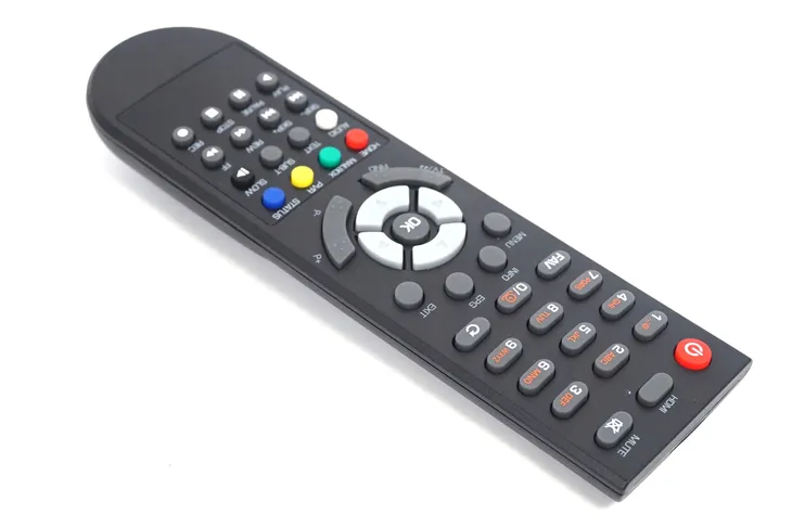 pilot-do-dekoderow-tunerow-dvb-t-oraz-sat-opticum-skymaster-ercu-015-p015-stan-nowy-stan-opakowania-oryginalne
