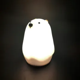 puckator-lampka-nocna-led-mis-polarny-zmiana-kolorow-usb-c