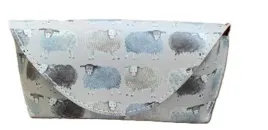 etui-na-okulary-alex-clark-gl05-owieczki-ze-sztucznej-skory-170x72x40-mm