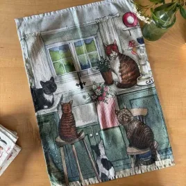 recznik-kuchenny-45x65-cm-koty-w-kuchni-100percent-bawelna-alex-clark