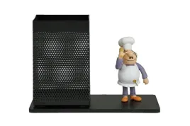 przybornik-biurkowy-z-figurka-bartlomiej-tisso-toys
