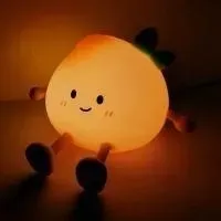 lampka-nocna-led-usb-ze-stojakiem-na-telefon-puckator-brzoskwinia