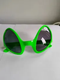smieszne-okulary-zaba-zabson-zielone-kosmita-streetwear-y2k-prezent