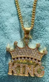 naszyjnik-wisiorek-chain-king-krol-korona-prezent-streetwear-y2k