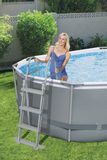 basen-stelazowy-427x250x100cm-bestway-pro-zestaw-dlugosc-427-cm