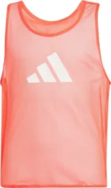 znacznik-dla-dzieci-adidas-training-bib-24-junior-koralowy-jf3249
