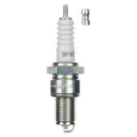 swieca-zaplonowa-ngk-bp8es-2912