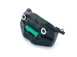 zacisk-hamulca-przedniego-prawy-do-romet-motors-adv-530