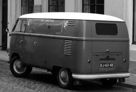 vw-t1-bus-tylna-klapa-bagaznika-mala-szyba-1955-1963-austria
