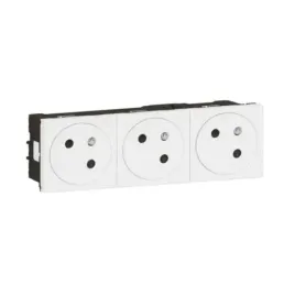legrand-gniazdo-dlp-3x2p-z-podlaczenie-przez-zac-automatyczne-6-modulow