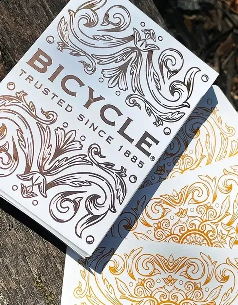 karty-botannica-bicycle-liczba-talii-1