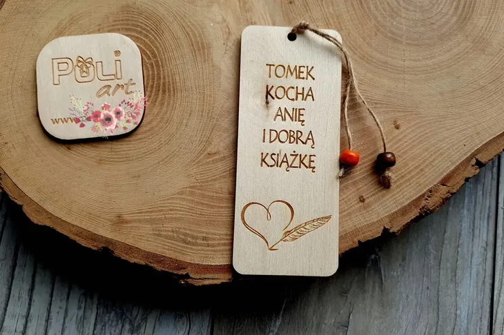 zakladka-drewniana-list-kolor-dominujacy-wielokolorowy