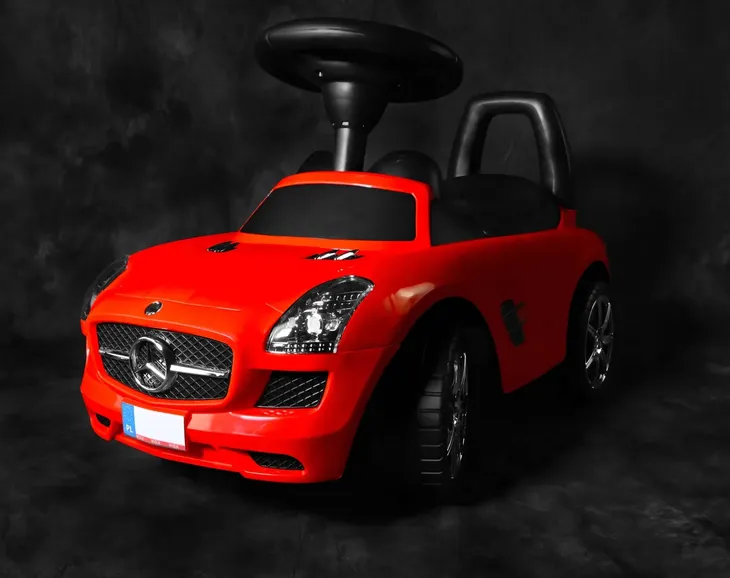 jezdzik-mercedes-benz-czerwony-wiek-dziecka-0-stan-nowy