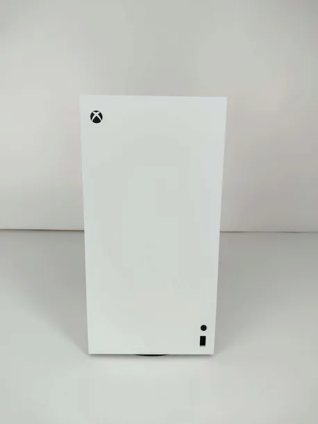 konsola-microsoft-xbox-series-x-1tb-white-produkt-wprowadzony-do-obrotu-na-terenie-ue-przed-13-12-2024-nie