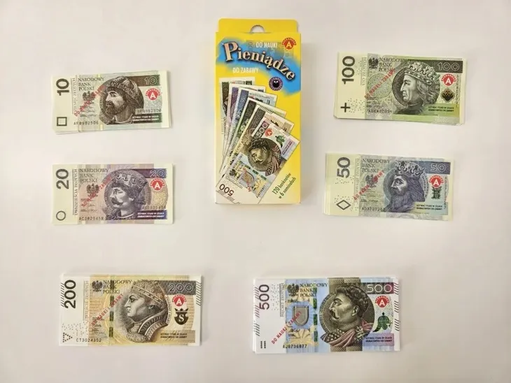 pieniadze-alex-kolor-dominujacy-wielokolorowy