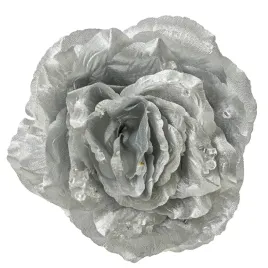 srebrna-brokatowa-blyszczaca-roza-na-metalowym-klipsie-14cm-zawieszka
