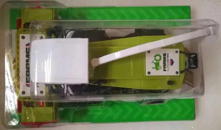 kombajn-material-karton-plastik