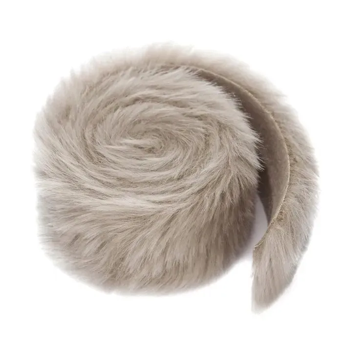 futro-na-rolce-bezowe-6cmx2m