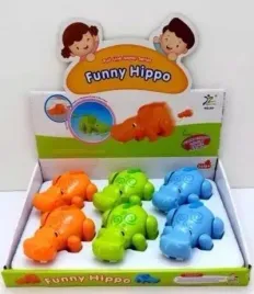 hipopotam-z-napedem-biega-i-plywa-mix