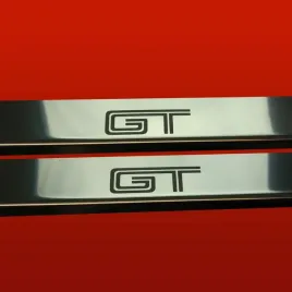 ford-mustang-mk4-gt-listwy-progowe-wykonczenie-polysk-ze-stali-nierdzewnej