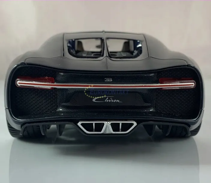 bugatti-chiron-1-18-niebieski-bburago-stan-nowy-kod-producenta-15611040x