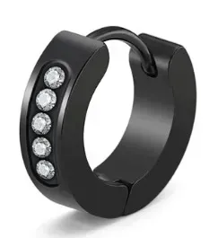 huggie-kolczyk-do-ucha-okragly-cyrkonie-ze-stali-punk-gothic