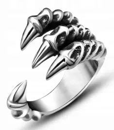 modny-pierscien-sygnet-dragon-pazury-na-prezent