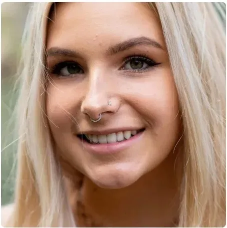 rose-gold-kolczyk-do-nosa-kolko-piercing-punk