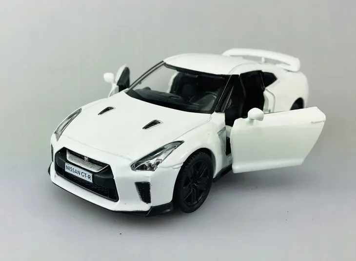 nissan-gt-r-r35-2017-white-marka-rmz