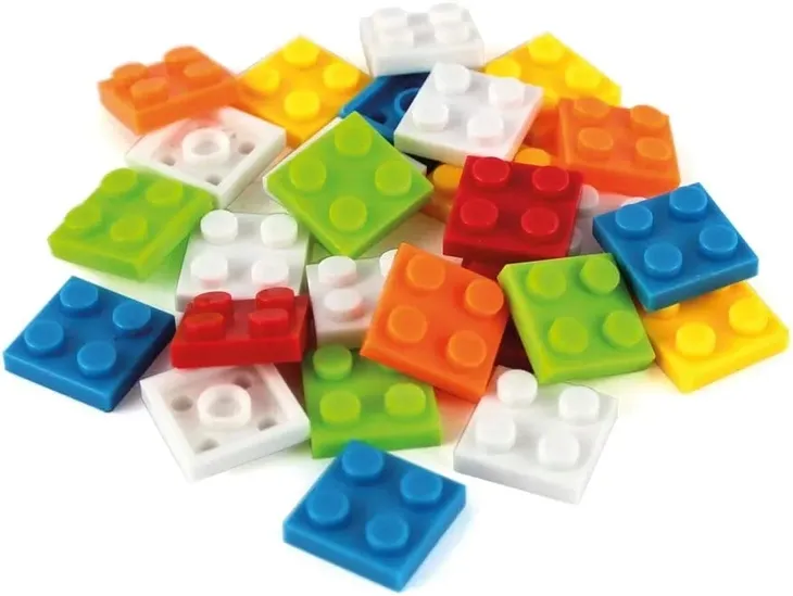 kostka-magiczna-z-klockow-kolor-dominujacy-wielokolorowy
