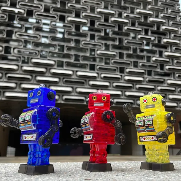 crystal-puzzle-robot-czerwony-bohater-brak
