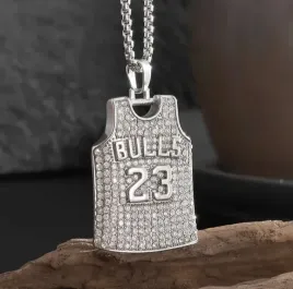 naszyjnik-chain-michael-jordan-chicago-bulls-23-srebrny-streetwear-y2k-iced