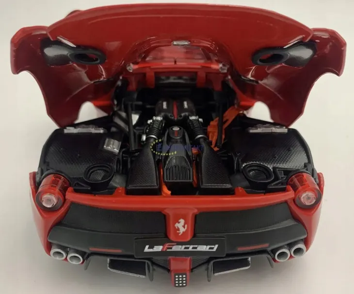 laferrari-red-1-18-bburago-skala-skale-do-1-18