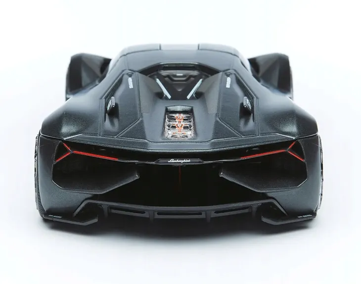 lamborghini-millennio-light-green-1-24-bburago-marka-bburago-stan-nowy