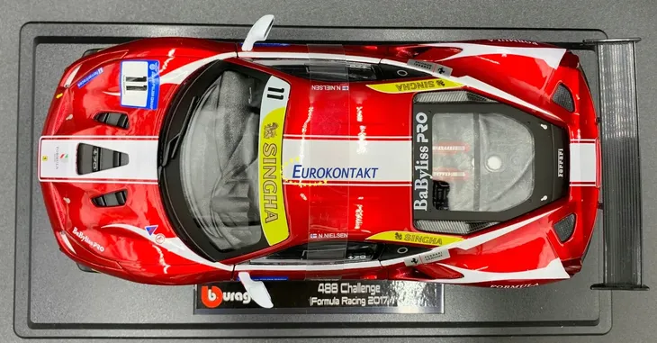 ferrari-488-challenge-1-24-bburago-stan-nowy-model-ferrari-488-challenge
