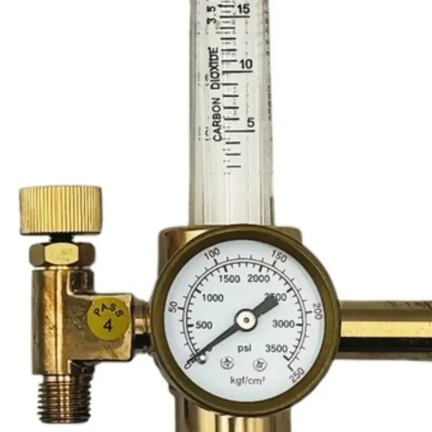reduktor-z-rotametrem-argon-co2-wzmacniany-ar-co2-srednica-weza-6-mm