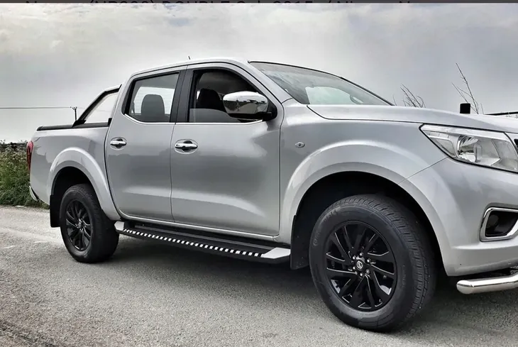 stopnie-boczne-progi-isuzu-d-max-2012-2020-typ-samochodu-4x4-suv