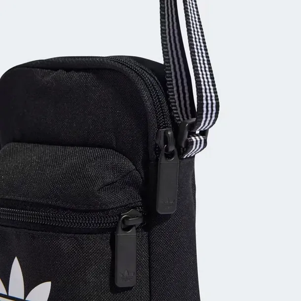 torebka-listonoszka-adidas-material-dominujacy-inny