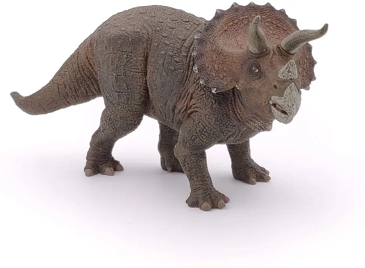 triceratops-stan-nowy