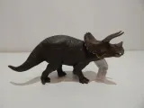 triceratops-typ-figurka
