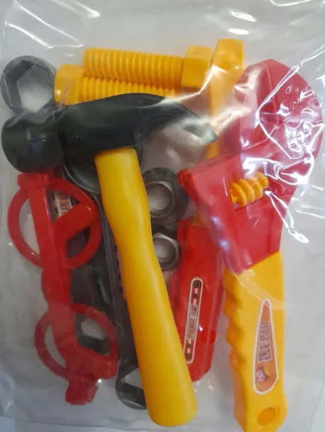 zestaw-narzedzi-bohater-brak