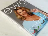 ewa-wachowicz-ciasta-wydawnictwo-promiss