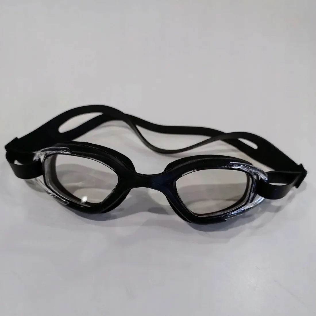 okulary-do-plywania-athlitech-arco