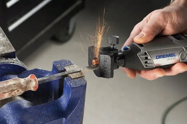 dremel-3000-5-akcesoriow-stan-opakowania-oryginalne
