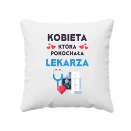 kobieta-ktora-pokochala-lekarza-poduszka-prezent-dla-zony-dziewczyny